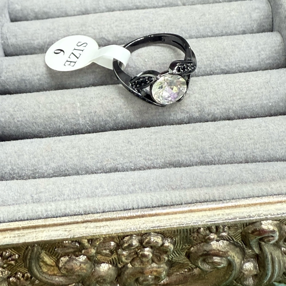 Swarovski crystal ring NWT